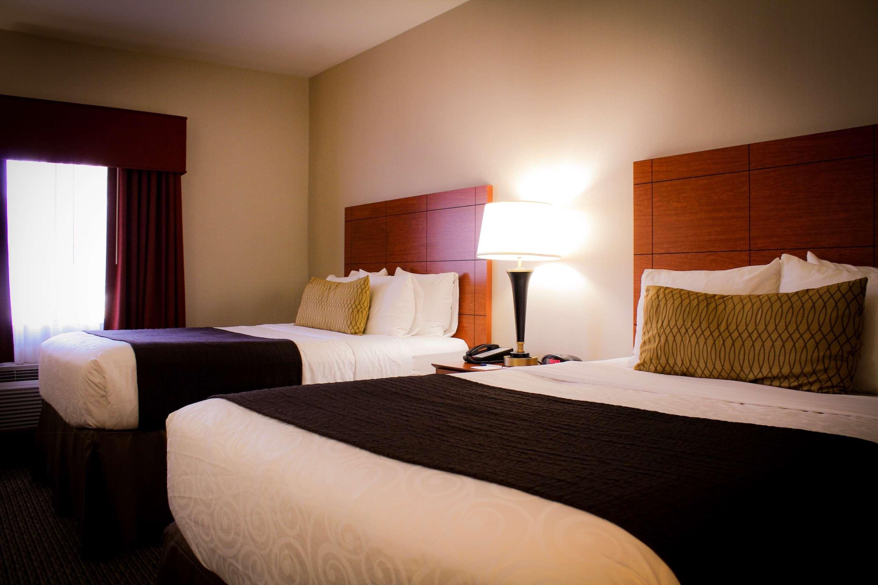 Best Western Plus Arrowhead Hotel Colton Buitenkant foto