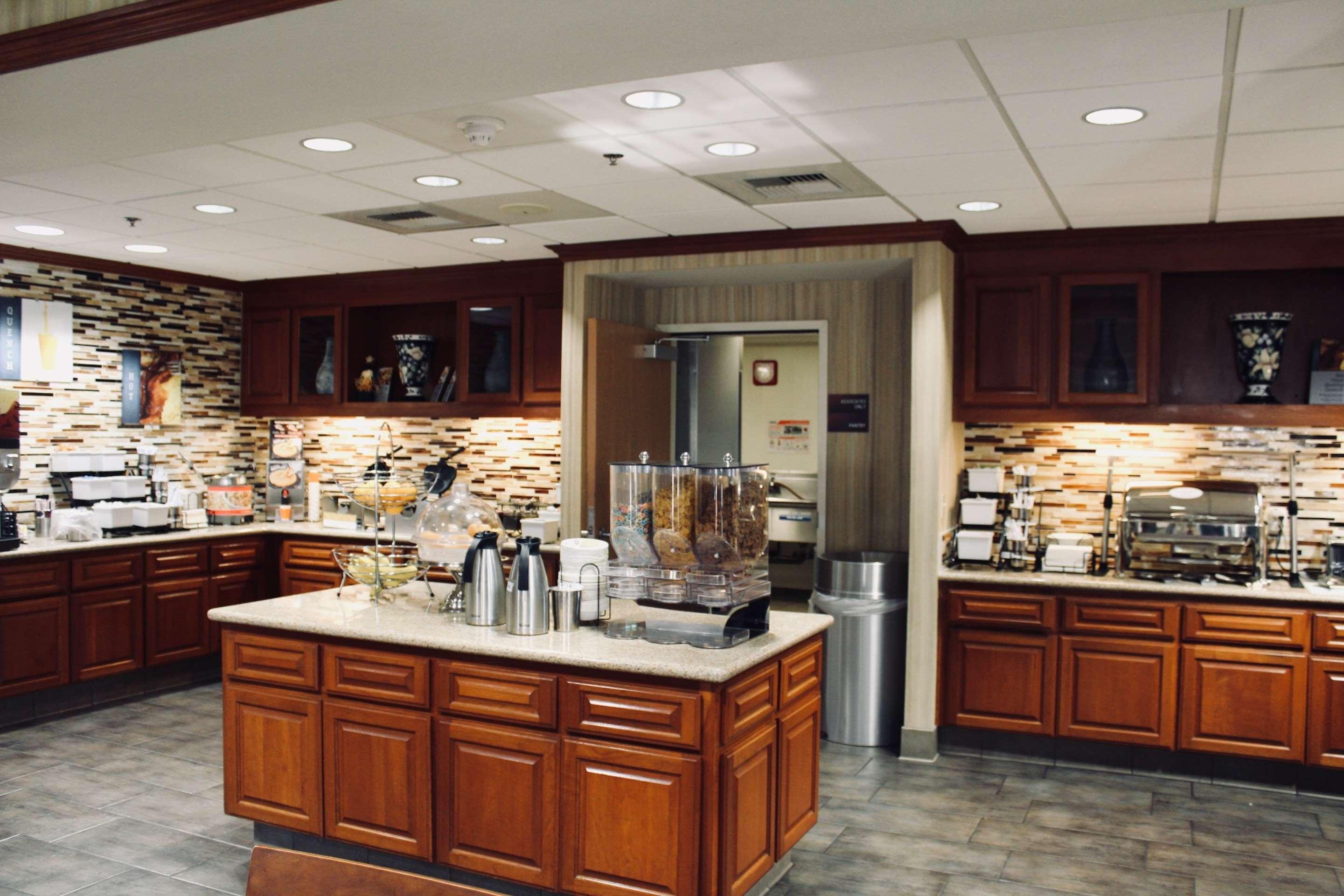 Best Western Plus Arrowhead Hotel Colton Buitenkant foto